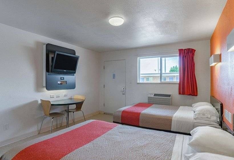 اتاق استاندارد با 2 تخت دوبل, Motel 6 Riverton Wy