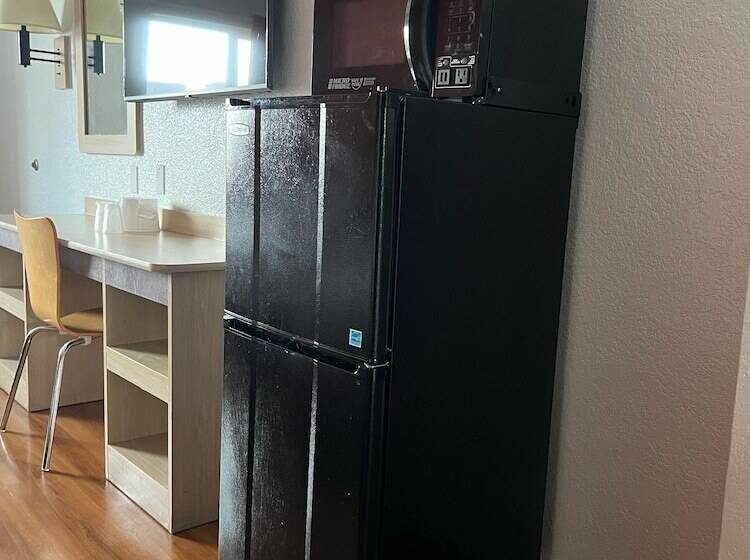 スタンダード４人部屋, North Hills Inn