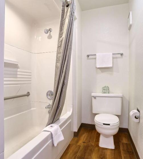 غرفة قياسية رباعية, Park Inn By Radisson