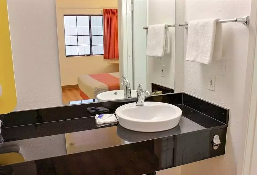 デラックスルーム, Motel 6coalinga, Ca  East