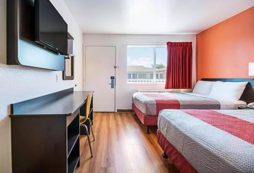 スタンダード4人部屋, Motel 6 Corpus Christi, Tx Northwest