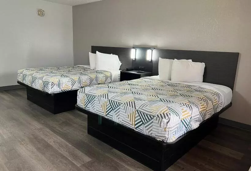 デラックスの４人部屋, Motel 6middleburg Heights, Oh  Cleveland