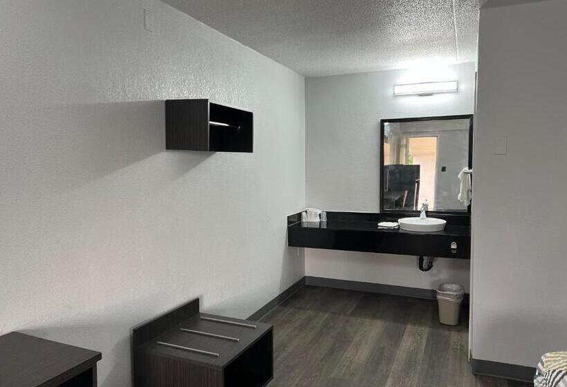 חדר דלוקס, Motel 6middleburg Heights, Oh  Cleveland