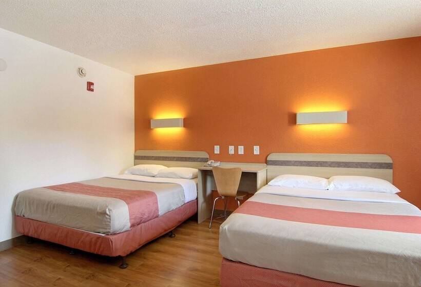 غرفة ديلوكس, Motel 6middleburg Heights, Oh  Cleveland