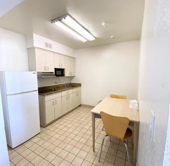 デラックスルーム, Motel 6port Allen, La  Baton Rouge