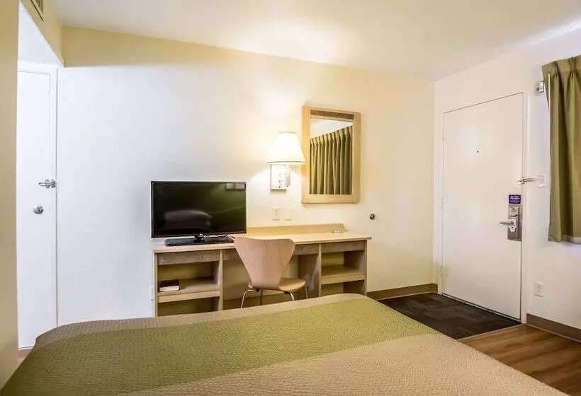 身障者適用スタンダードルーム, Motel 6pueblo, Co  I25
