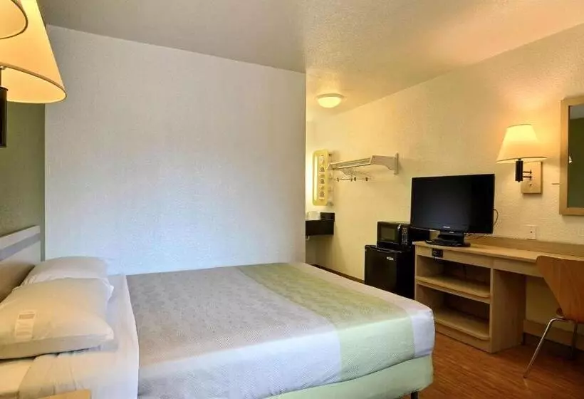 身障者適用スタンダードルーム, Motel 6tumwater, Wa  Olympia