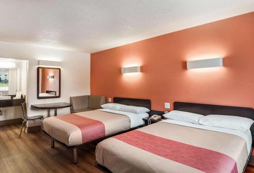 Четырехместный Номер Стандарт, Motel 6youngstown, Oh