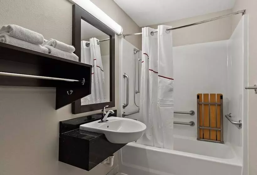 身障者適用スーペリアールーム, Red Roof Inn Spartanburg  I85