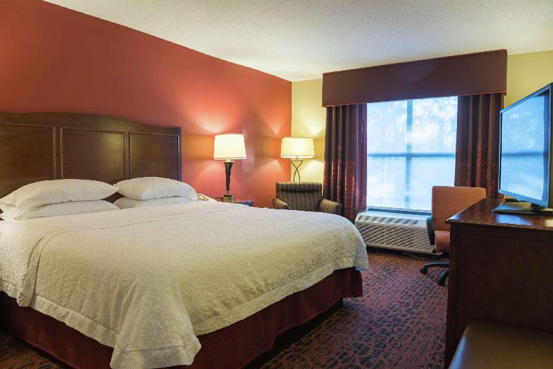 身障者適用スタンダードルーム, Travelodge By Wyndham Madison Heights Mi