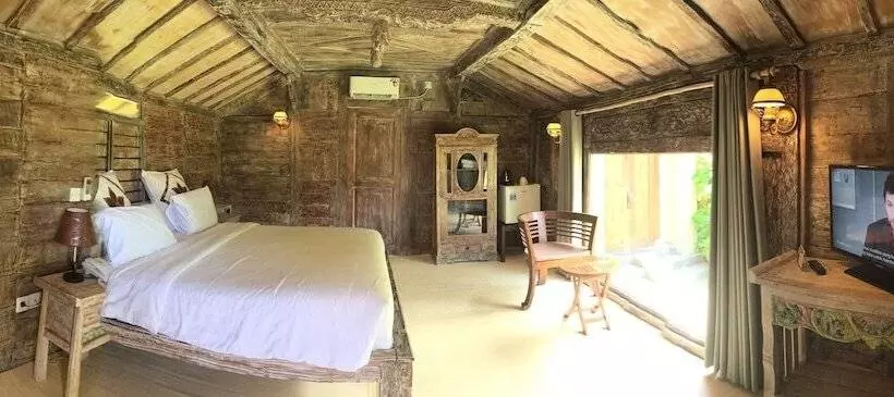 کلبه ییلاقی, Sea Breeze Candidasa