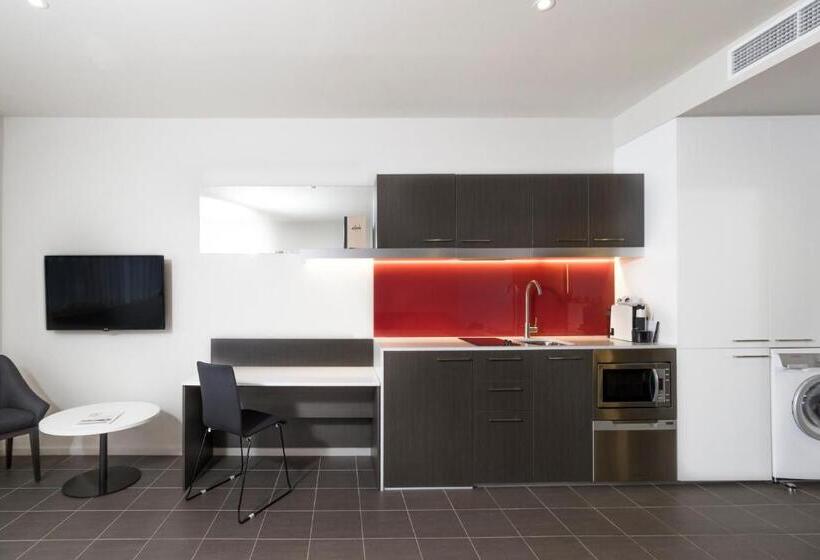 エクゼクティブワンルーム, Abode Woden