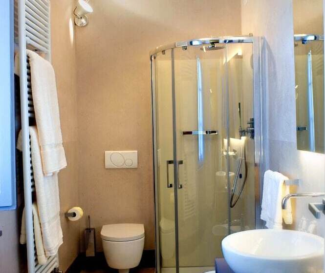 Номер Стандарт, Fondaco Del Moro