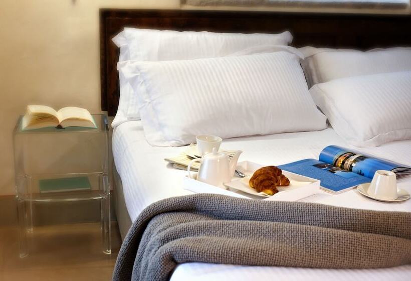 Номер Стандарт, Fondaco Del Moro