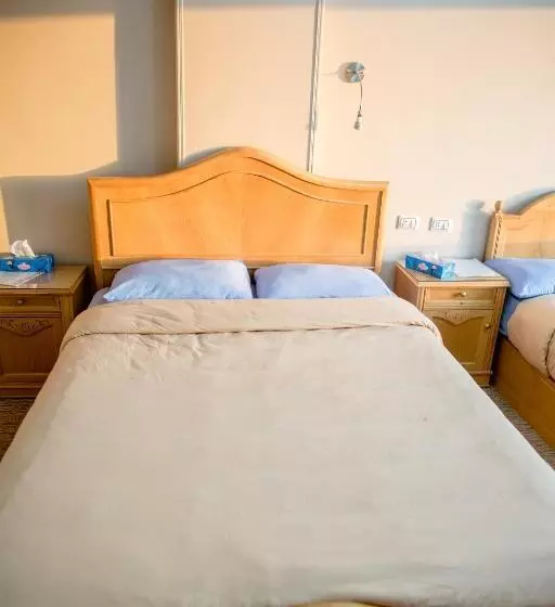 اتاق استاندارد با چشم‌انداز شهر, Guardian Guest House