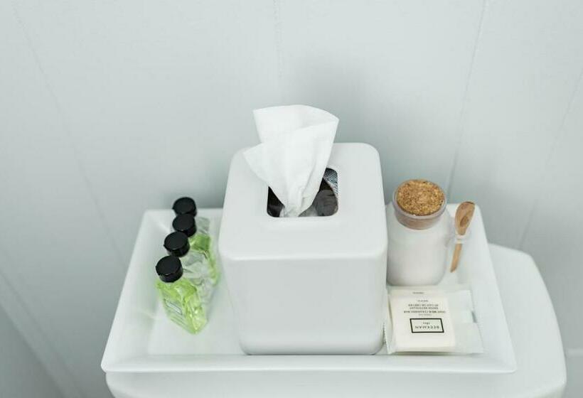 סוויטת 2 חדרי שינה, Meadows Inn