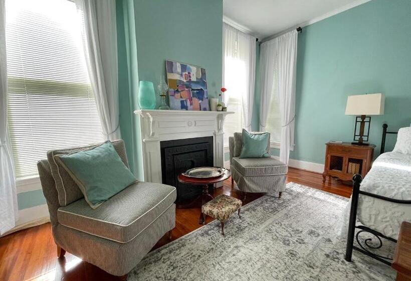 חדר סטנדרט עם מיטת קינג, Meadows Inn