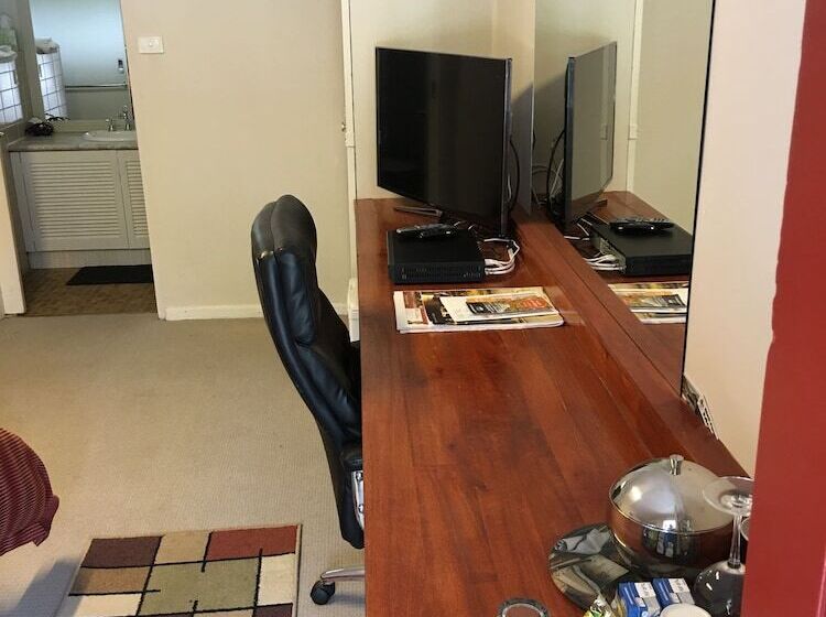 חדר סטנדרט, Black Forest Motel