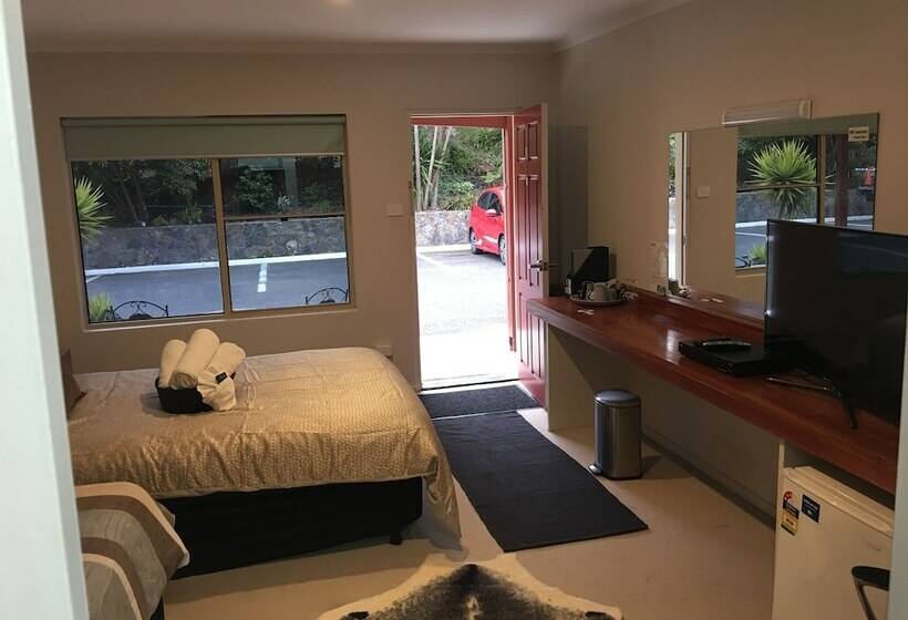 Номер Стандарт, Black Forest Motel