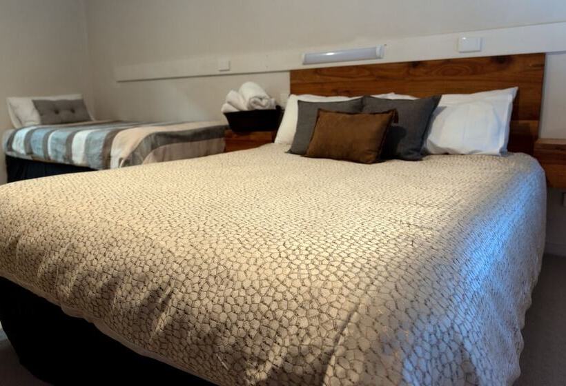 חדר סטנדרט, Black Forest Motel