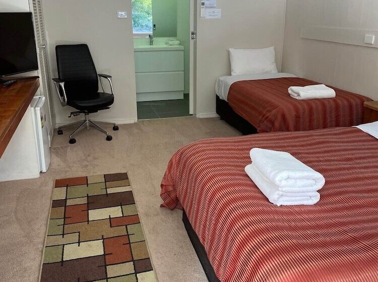 Номер Стандарт, Black Forest Motel