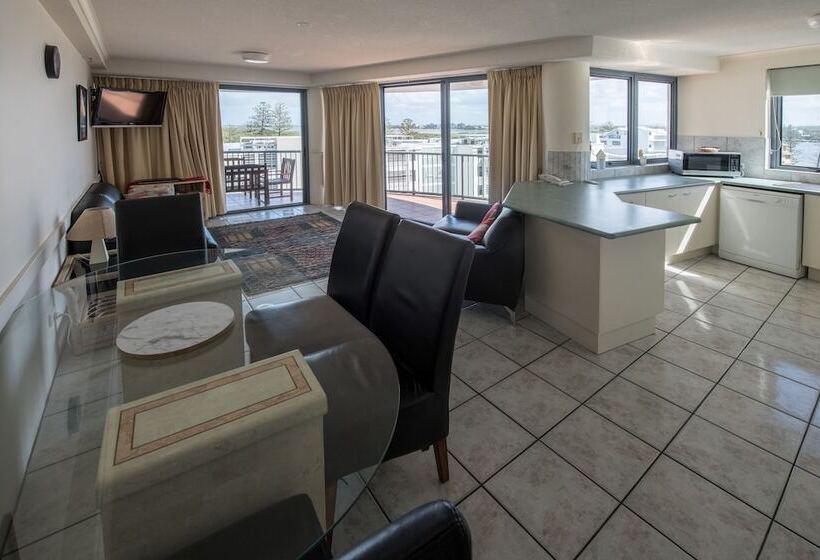 דירת שלושה חדרים, Centrepoint Apartments Caloundra