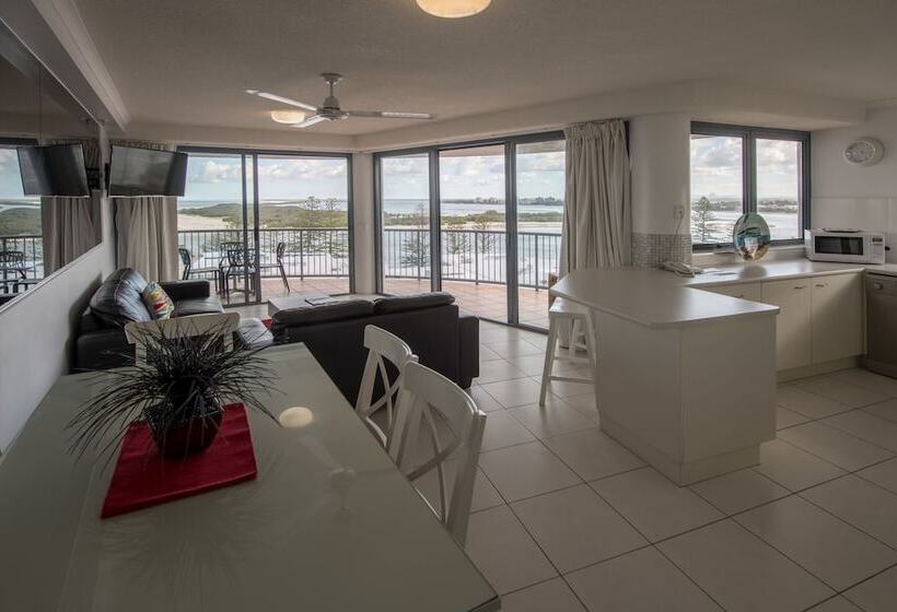 דירת 3 חדרים נוף לים, Centrepoint Apartments Caloundra