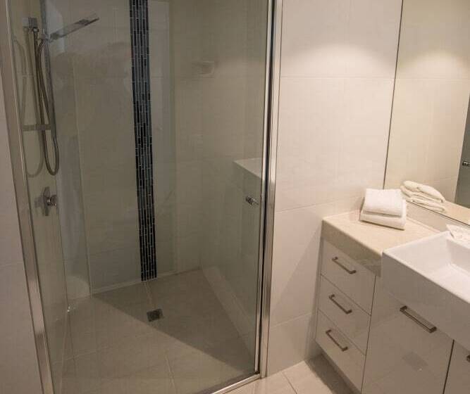 דירת דלוקס 2 חדרי שינה עם נוף לים, Centrepoint Apartments Caloundra