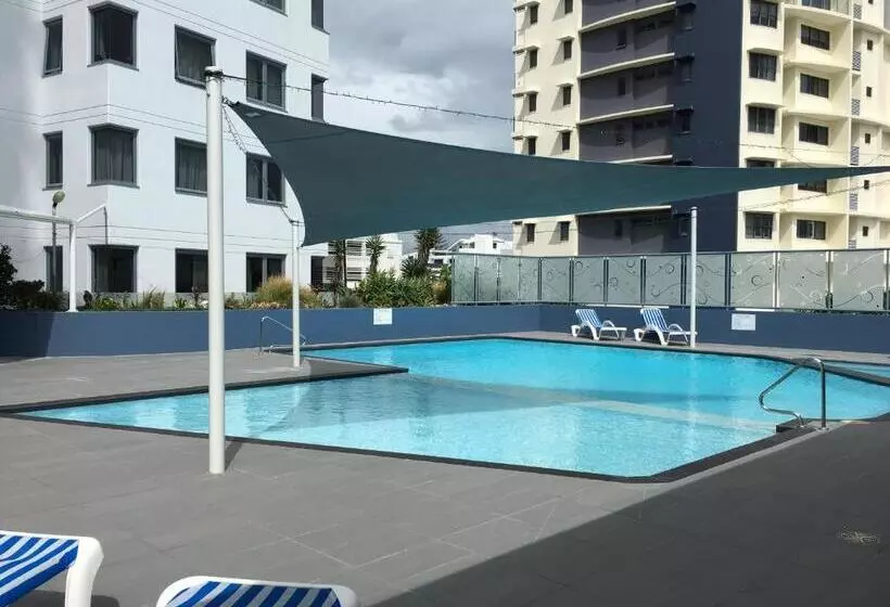 庭の見える1ベッドルームアパートメント, Centrepoint Apartments Caloundra