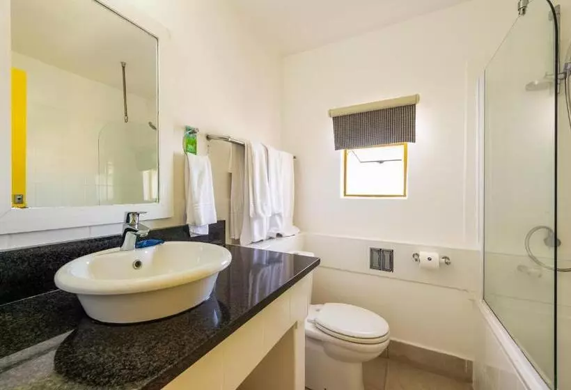 2 Bedrooms Apartment Lake View, Club Mykonos Langebaan