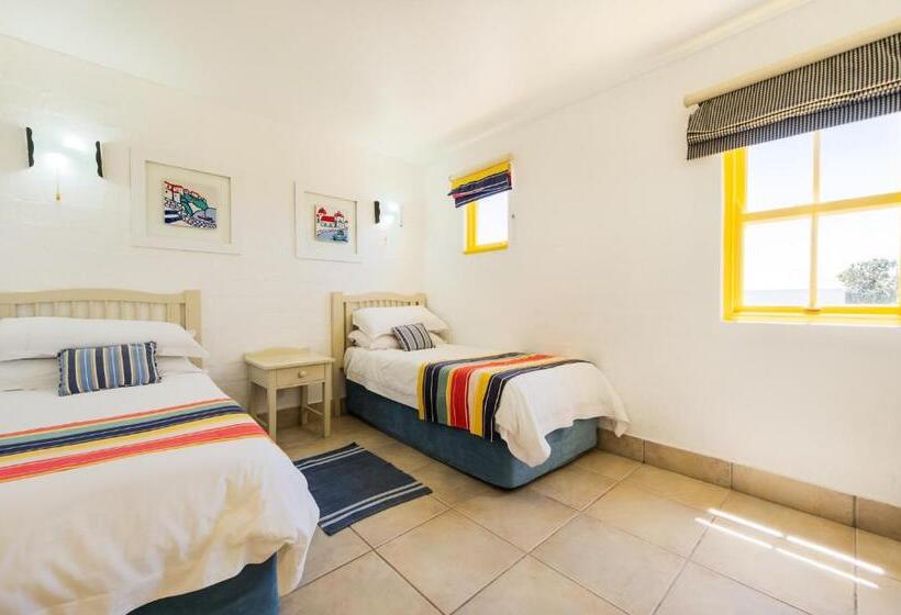 2 Bedrooms Apartment Lake View, Club Mykonos Langebaan