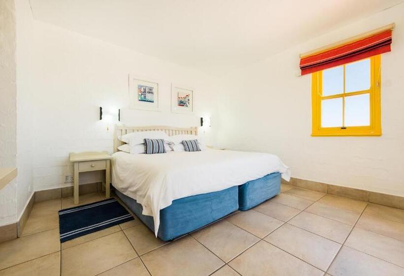 2 Bedrooms Apartment Lake View, Club Mykonos Langebaan
