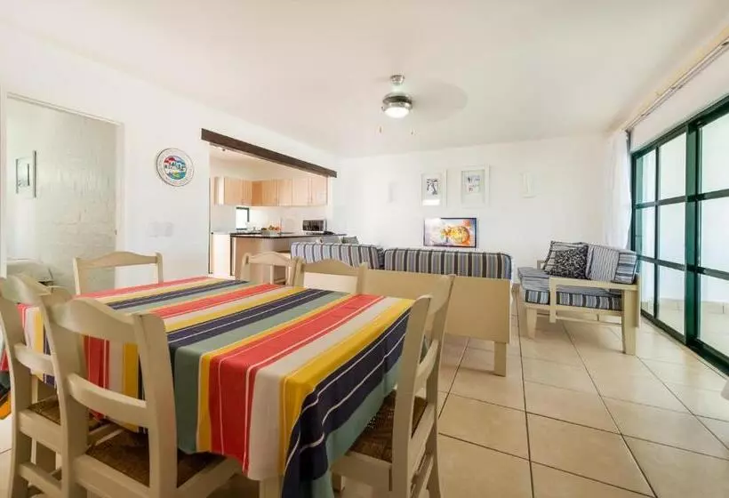 海の見える3ベッドルームアパートメント, Club Mykonos Langebaan