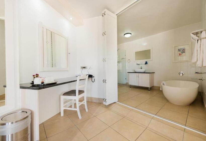 스탠다드 스튜디오, Club Mykonos Langebaan