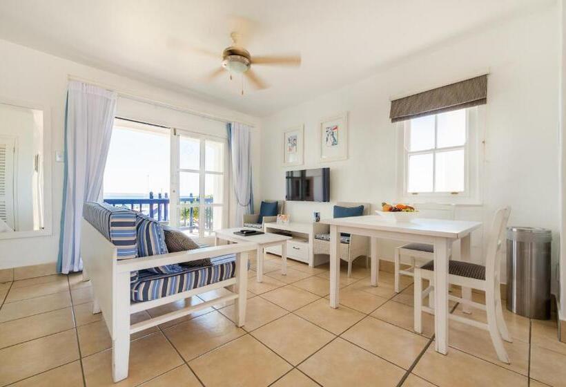 스탠다드 스튜디오 (전망), Club Mykonos Langebaan