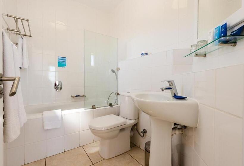 2 Bedroom Apartment with Views, Club Mykonos Langebaan