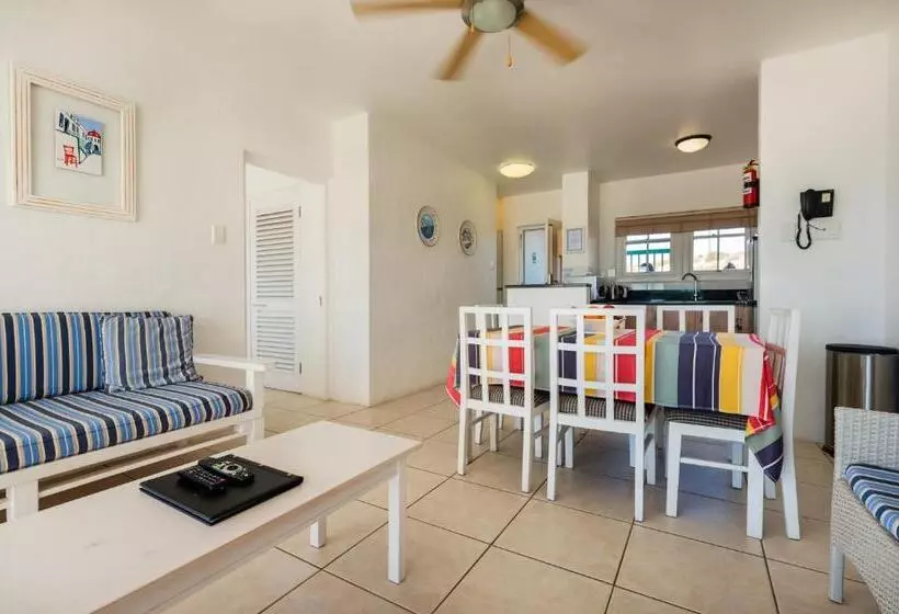 2 Bedroom Apartment with Views, Club Mykonos Langebaan
