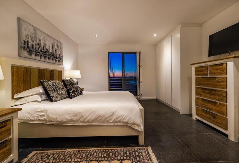 2 Bedroom Apartment with Views, Club Mykonos Langebaan