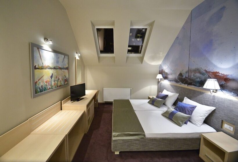 اتاق استاندارد, Artloft Garni