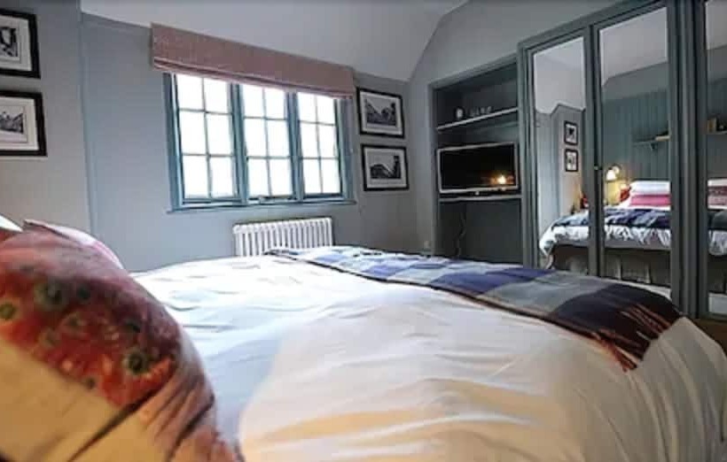 스탠다드 룸, Bel And The Dragon Churt