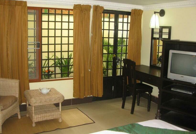 חדר סטנדרט עם מיטת קינג, Comfort House