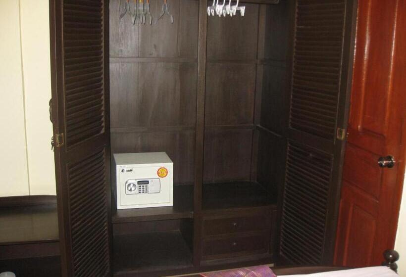 חדר סטנדרט, Comfort House