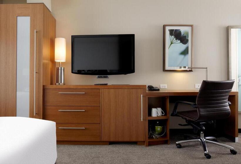 Номер Стандарт 2 Двуспальные Кровати, Hyatt Place Lincoln/downtown Haymarket