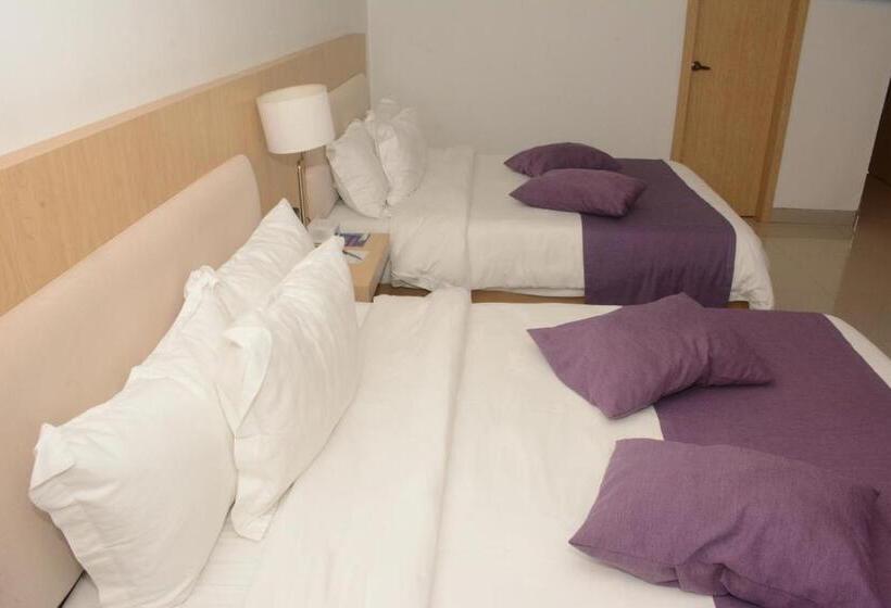 اتاق استاندارد با 2 تخت دوبل, Radisson Diamond Barranquilla