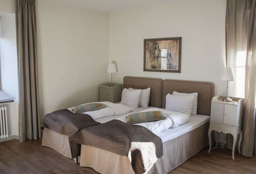 スタンダードルーム, Rosersbergs Slottshotell