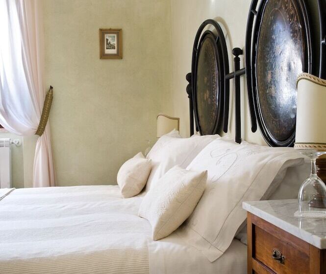 クラシックルーム, Torre Palombara   Dimora Storica