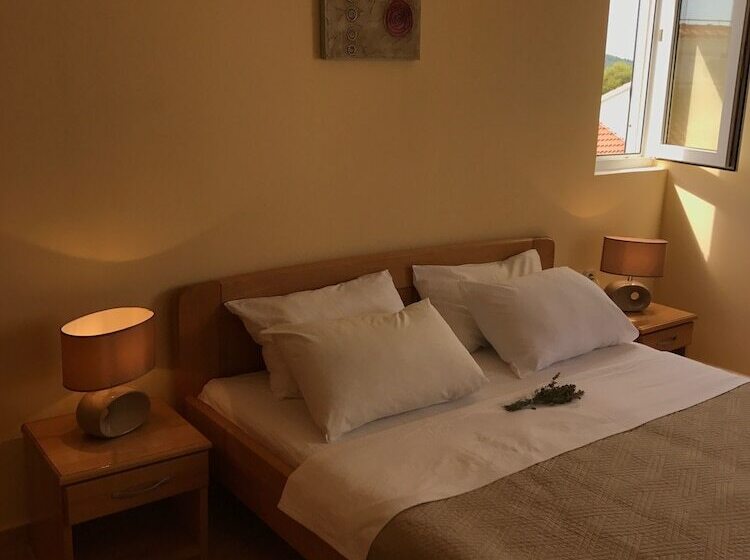 Апартаменты 1 Спальня Вид на Бассейн, Illyrian Resort