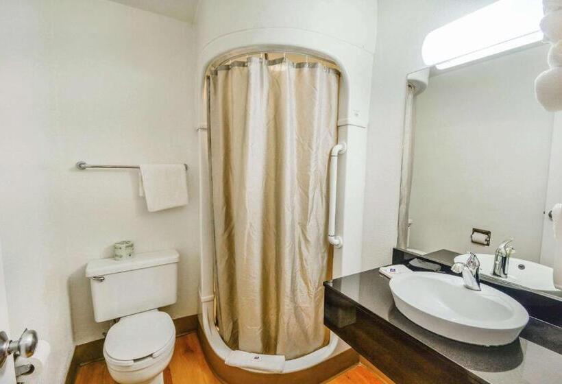 スタンダードルーム, Motel 6 Huntsville, Tx