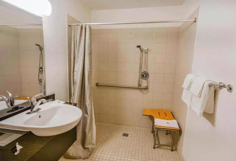 身障者適用スタンダードルーム, Motel 6 Huntsville, Tx