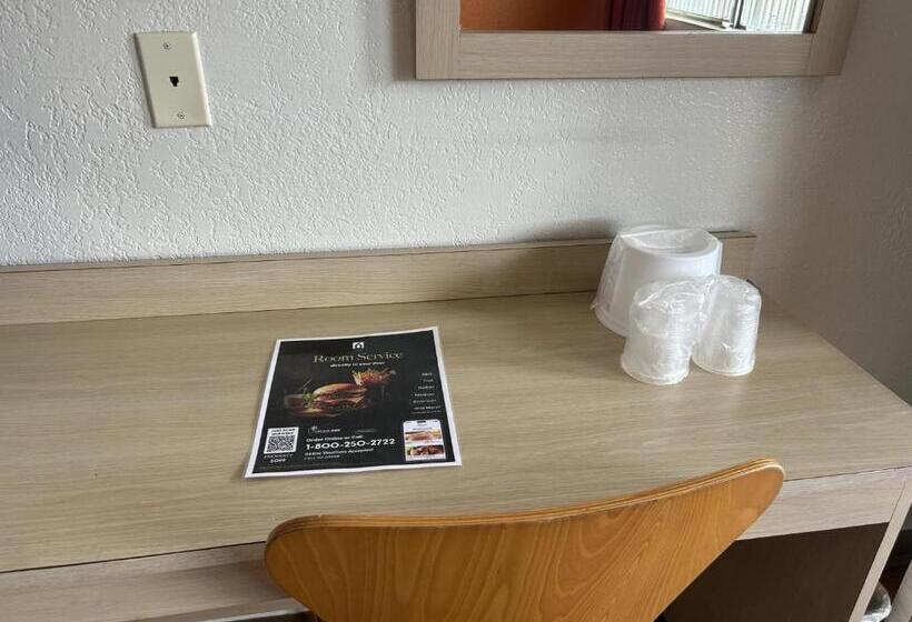 חדר סטנדרט, Motel 6 Stanton, Ca